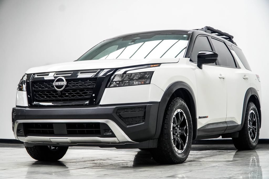 Used 2024 Nissan Pathfinder Rock Creek AWD/4WD image 8