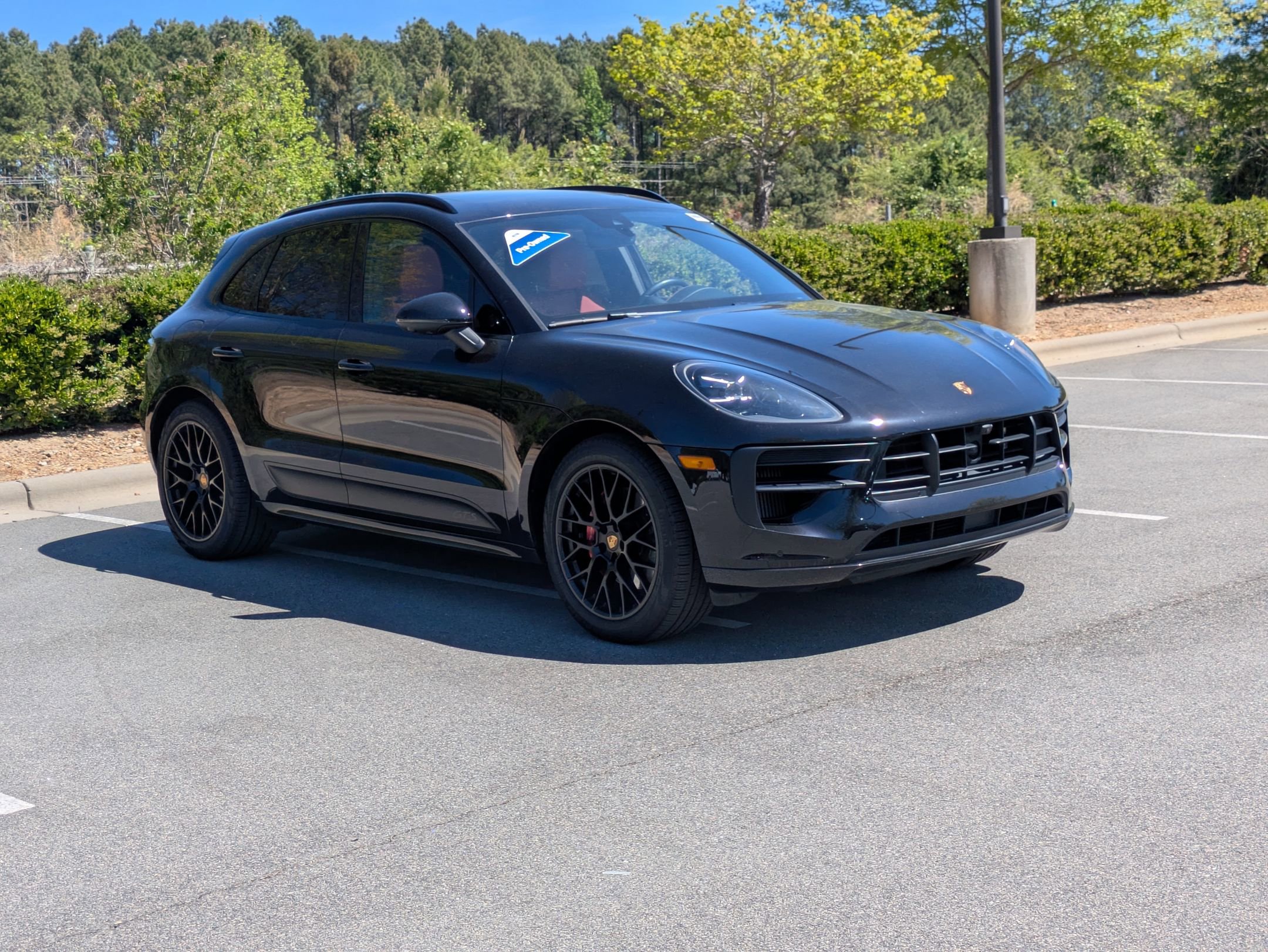 Used 2021 Porsche Macan GTS AWD/4WD image 2