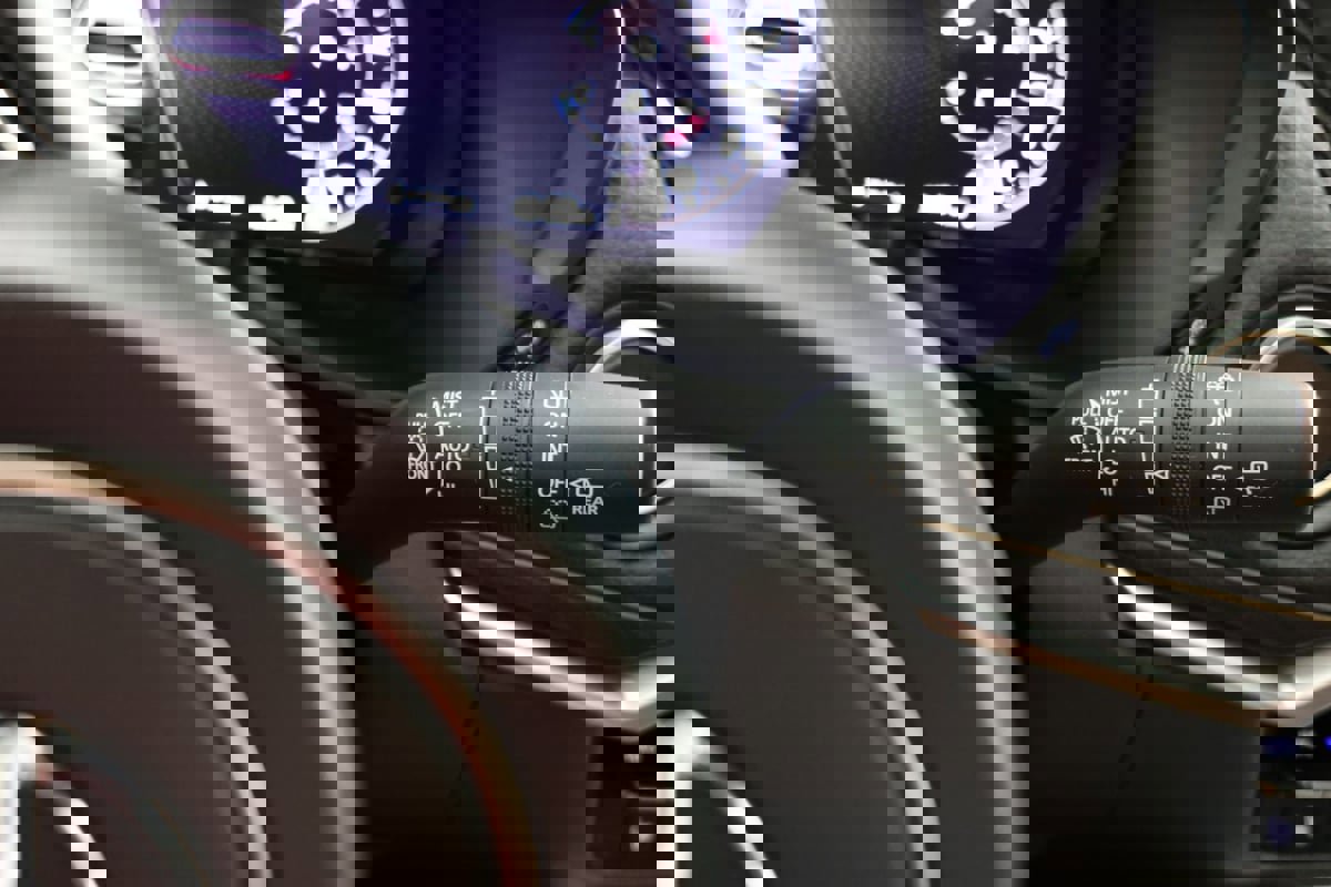 Used 2024 MAZDA CX-90 Plug-In Hybrid w/ Premium Pkg image 29