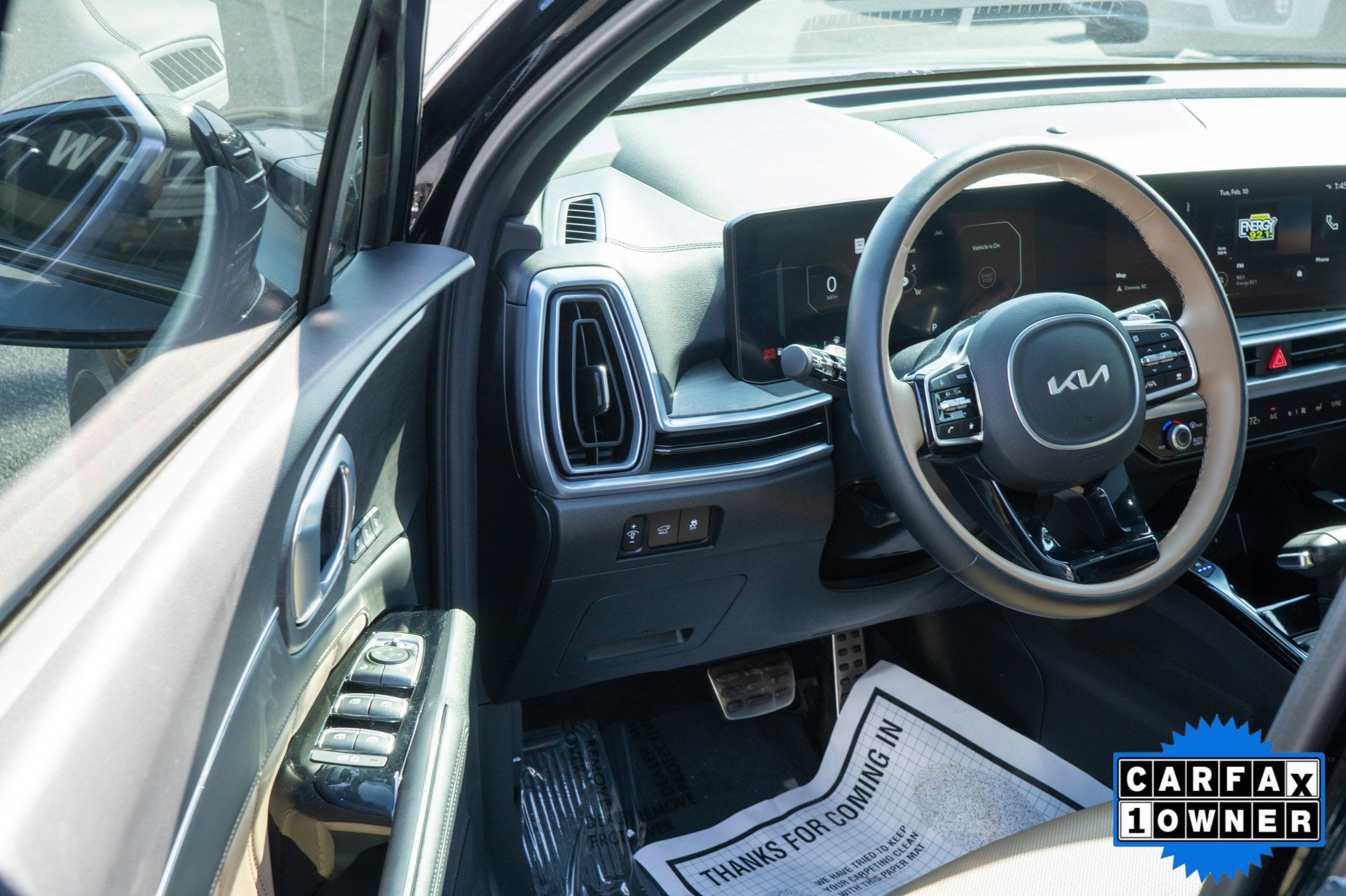 Used 2024 Kia Sorento SX Prestige w/ Olive Brown Leather Package image 10