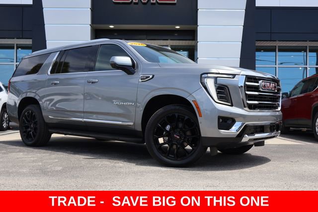 Used 2026 GMC Yukon XL Elevation image 2