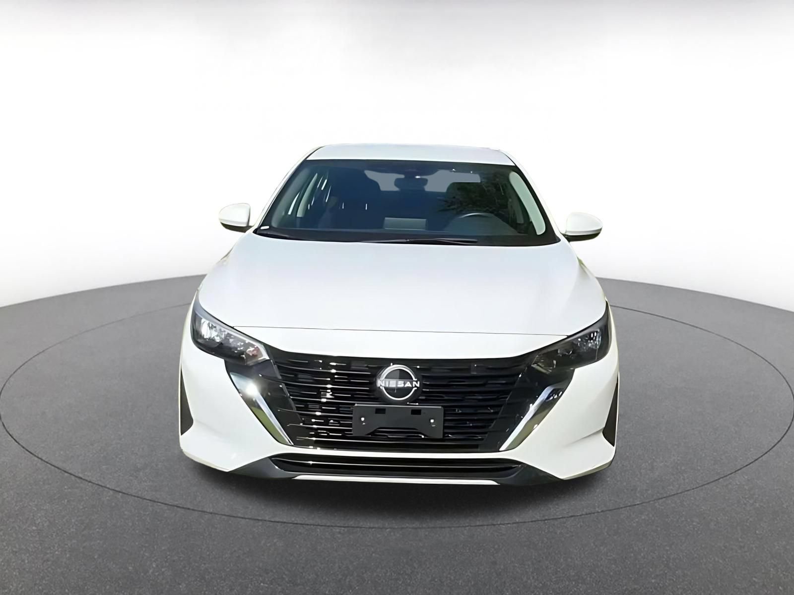Used 2025 Nissan Sentra SV FWD image 4