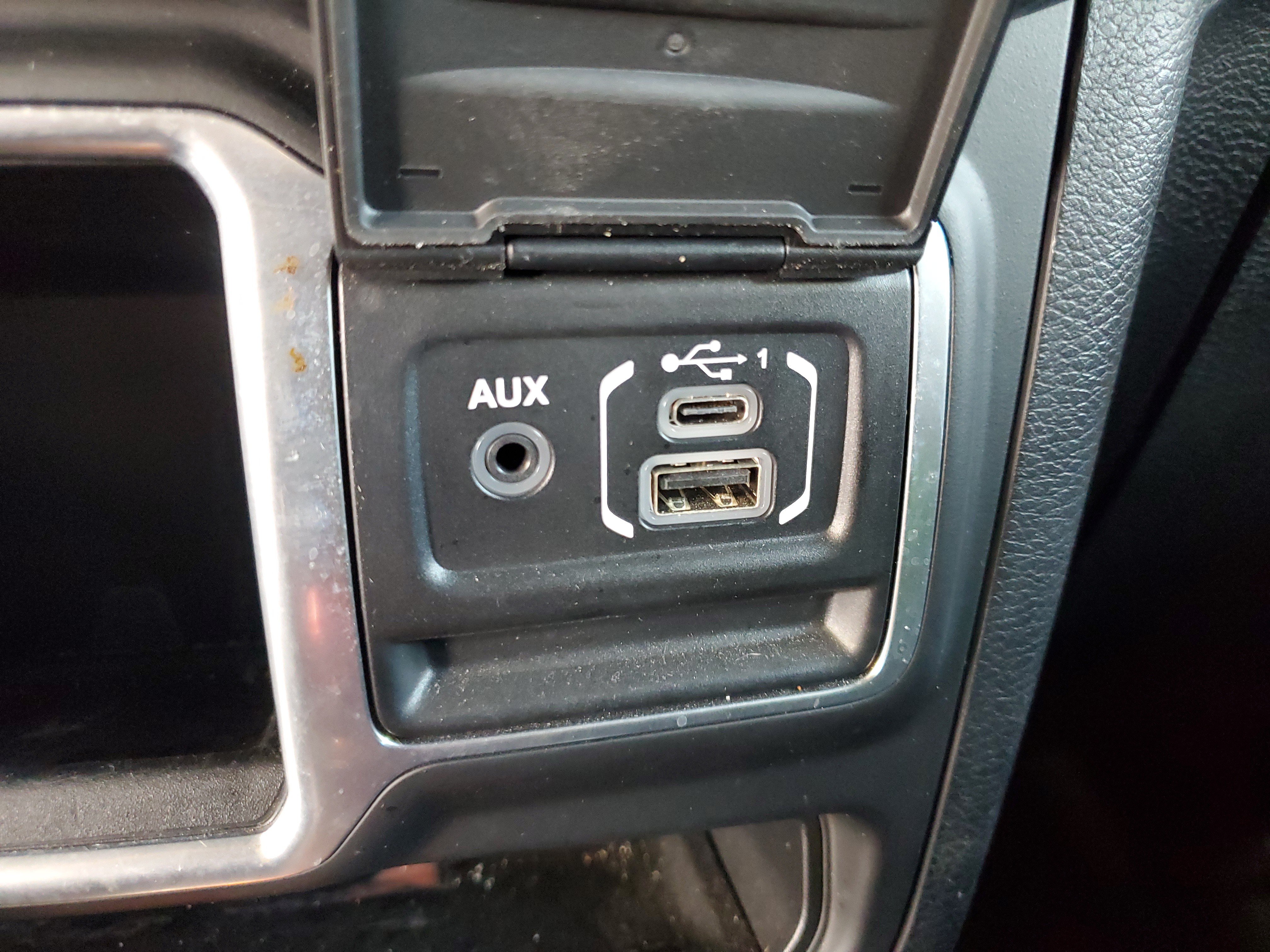 Used 2018 Jeep Wrangler Unlimited Sport AWD/4WD image 28