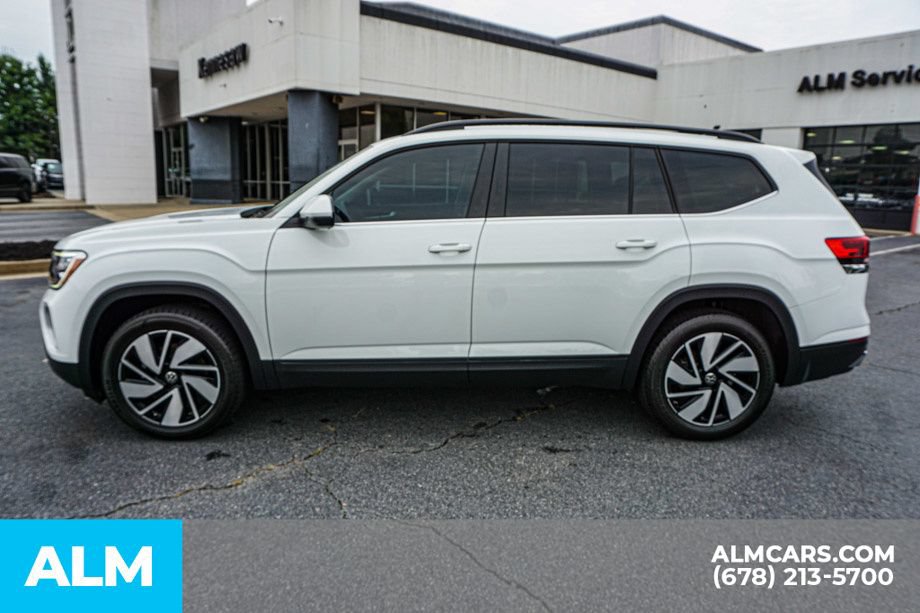 Used 2025 Volkswagen Atlas SE FWD image 6