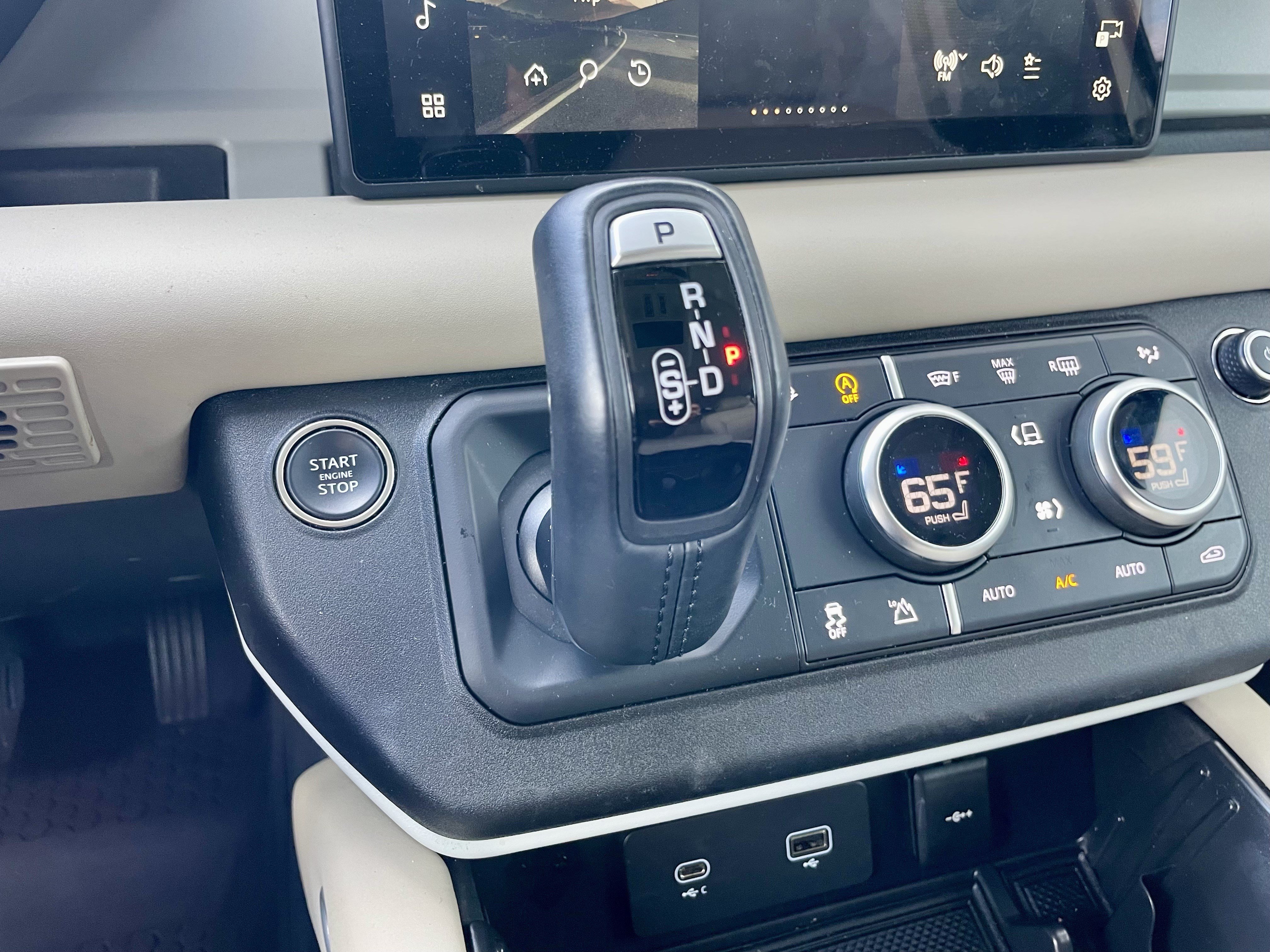 Used 2024 Land Rover Defender 110 S AWD/4WD image 20