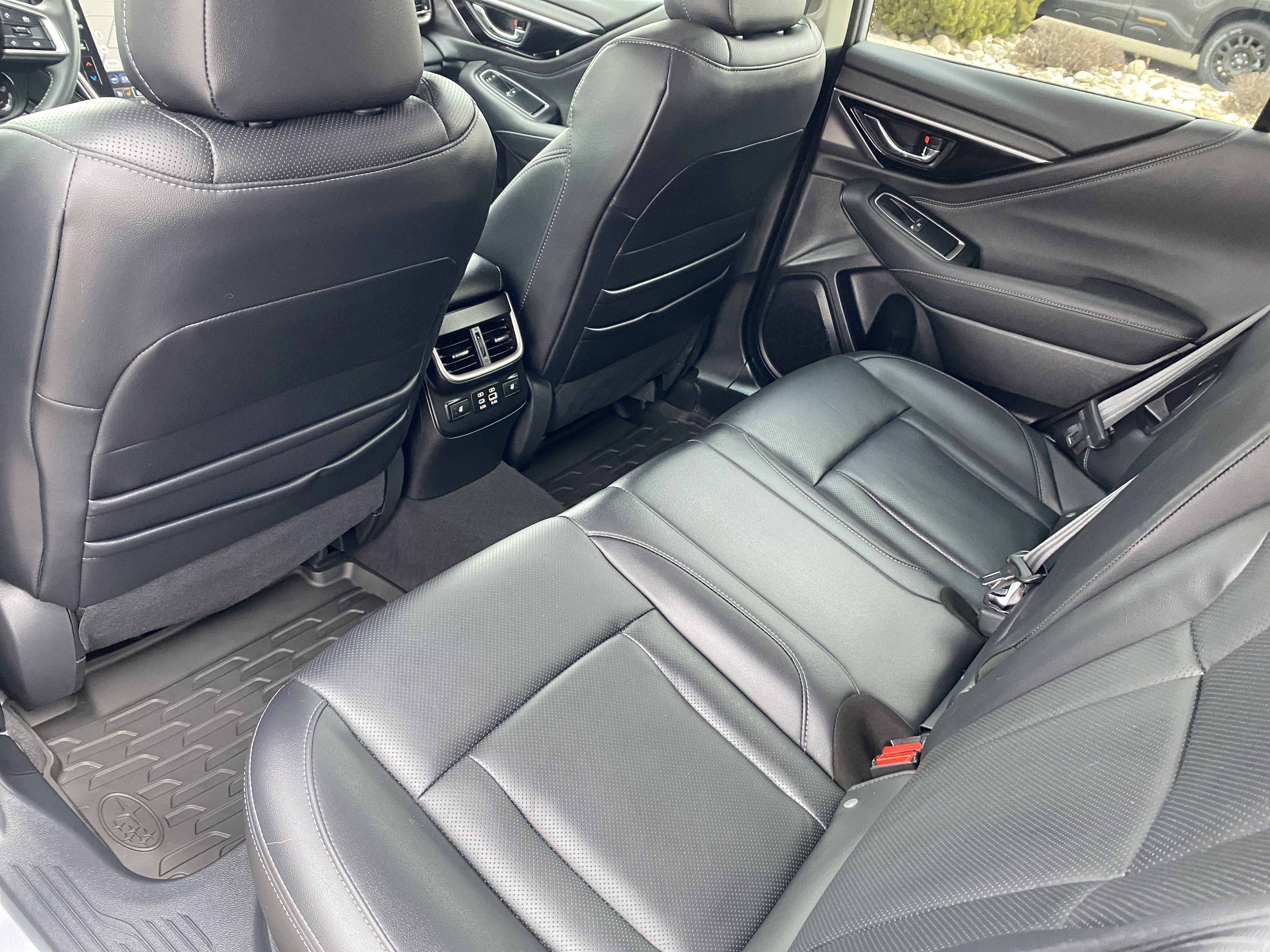 Used 2025 Subaru Outback Touring image 19