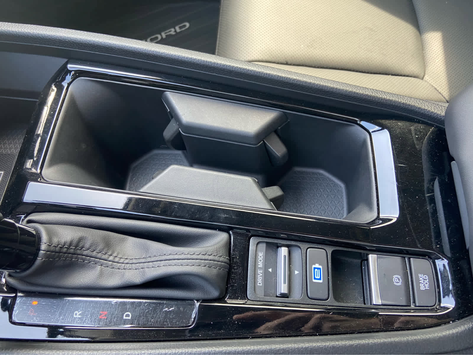 Used 2025 Honda Accord EX-L image 34