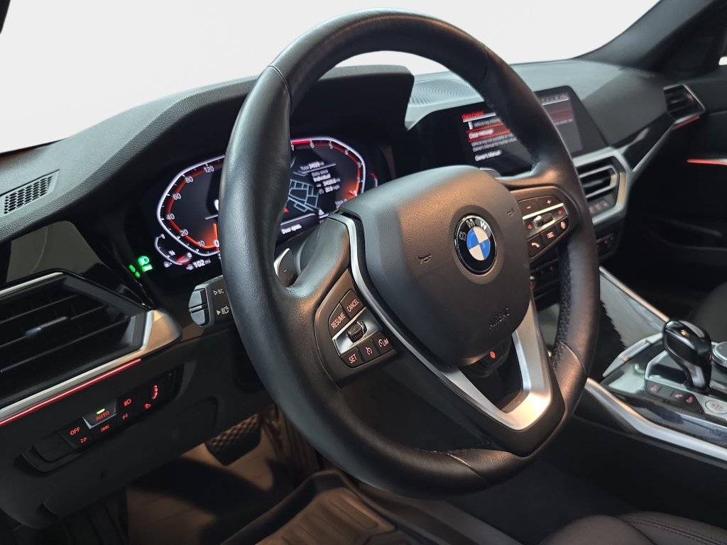 Used 2021 BMW 330i xDrive Sedan w/ Convenience Package AWD/4WD image 18