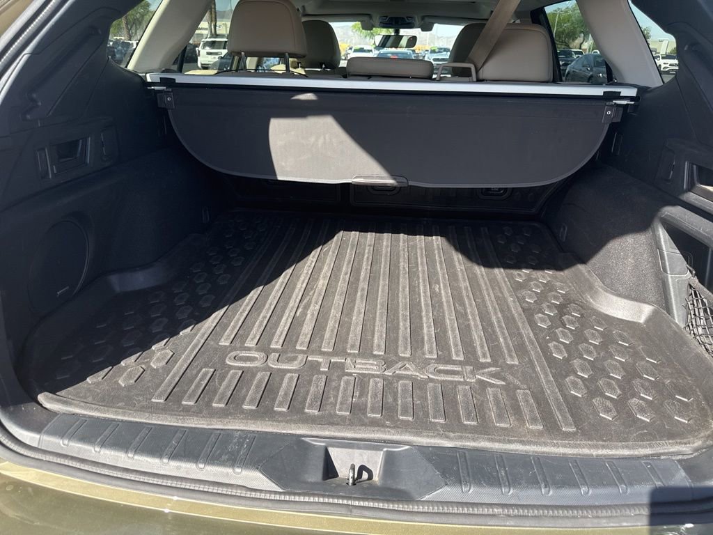Used 2022 Subaru Outback Limited XT image 7