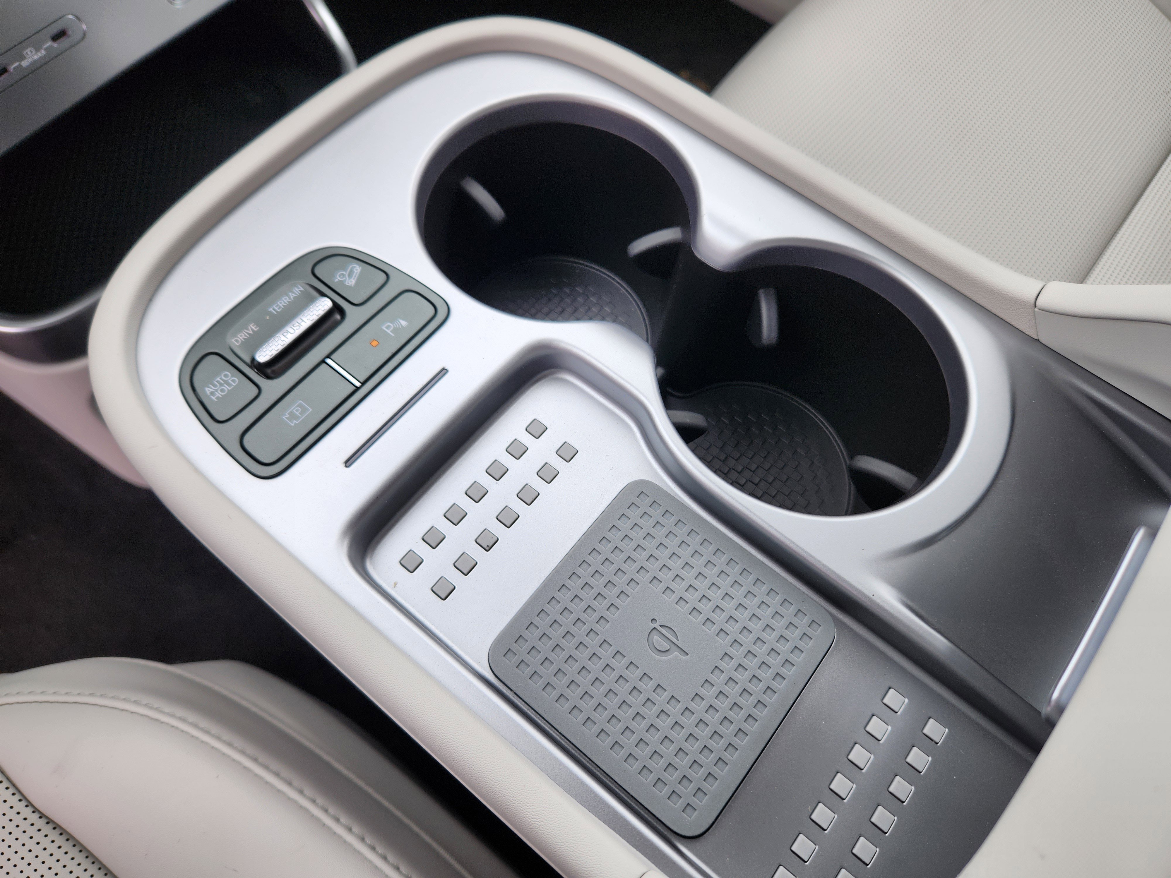 New 2026 Hyundai Ioniq 9 SEL AWD/4WD image 18