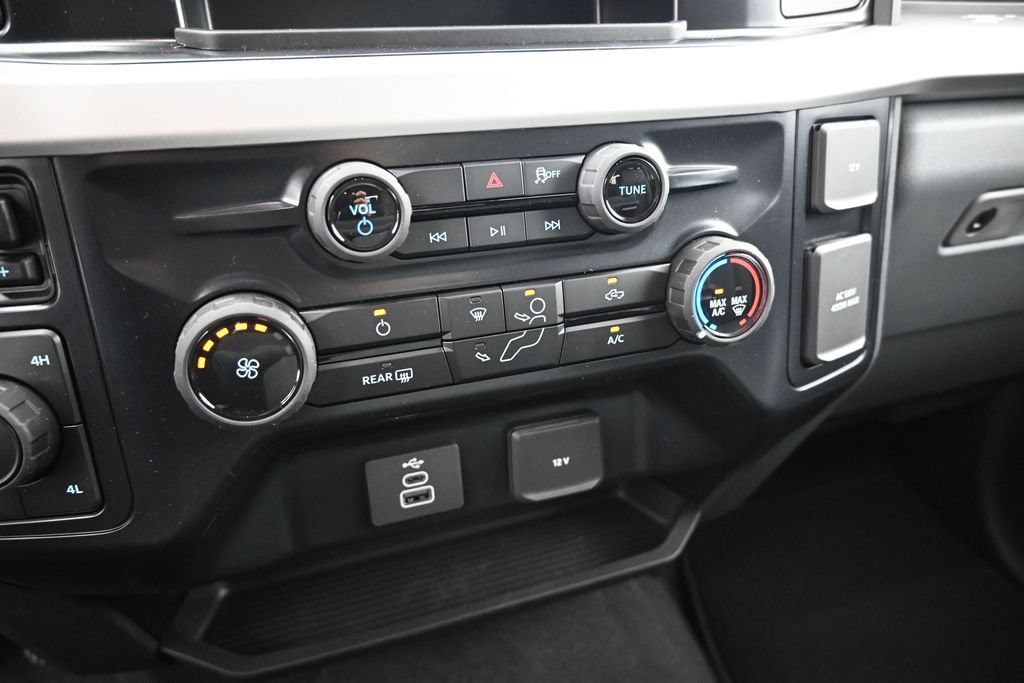 New 2026 Ford F250 XLT w/ FX4 Off-Road Package AWD/4WD image 15