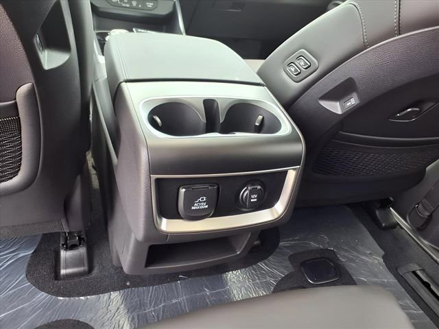 New 2025 Kia Carnival SX w/ SX Dark Edition Package FWD image 19