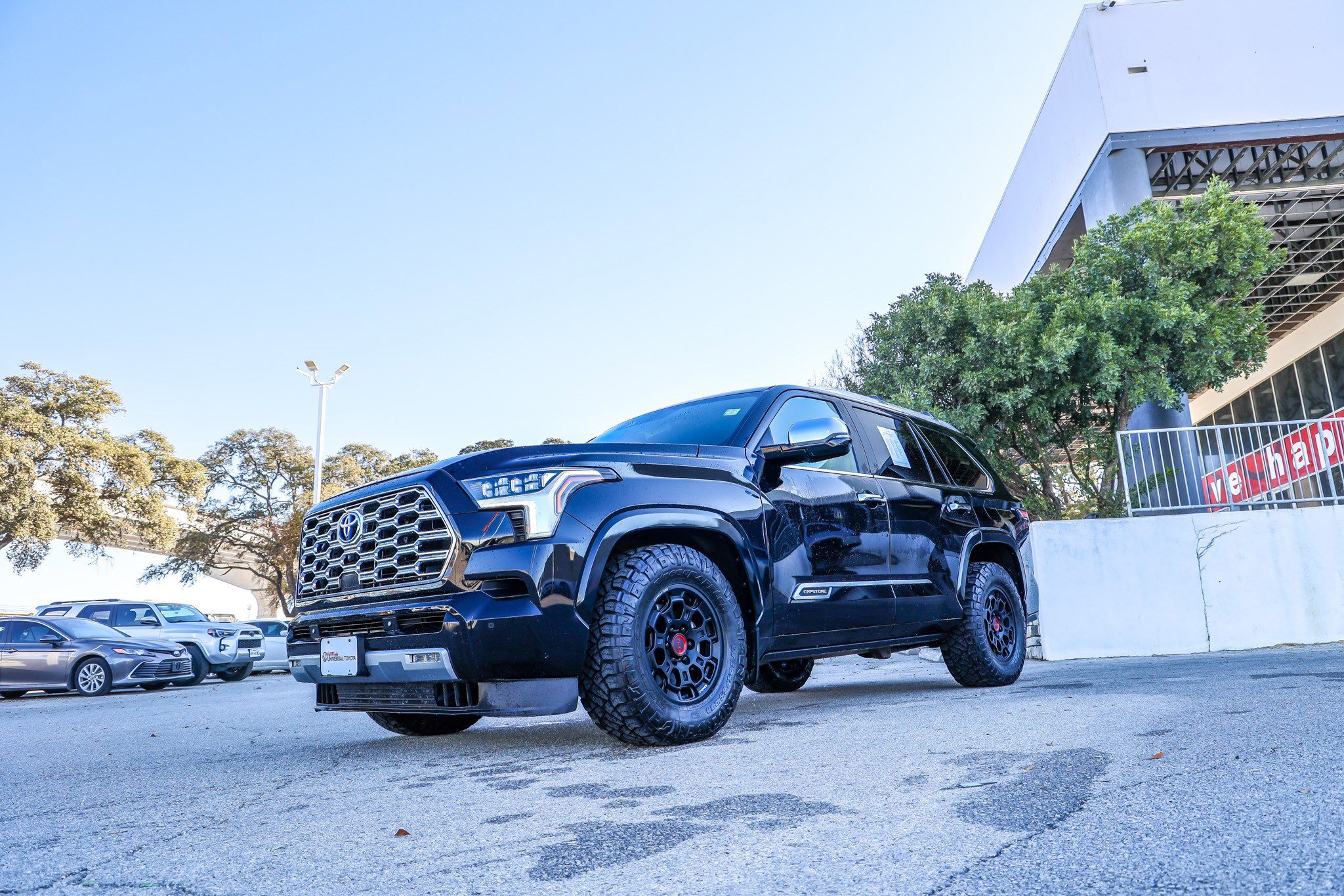 Used 2023 Toyota Sequoia Capstone image 3