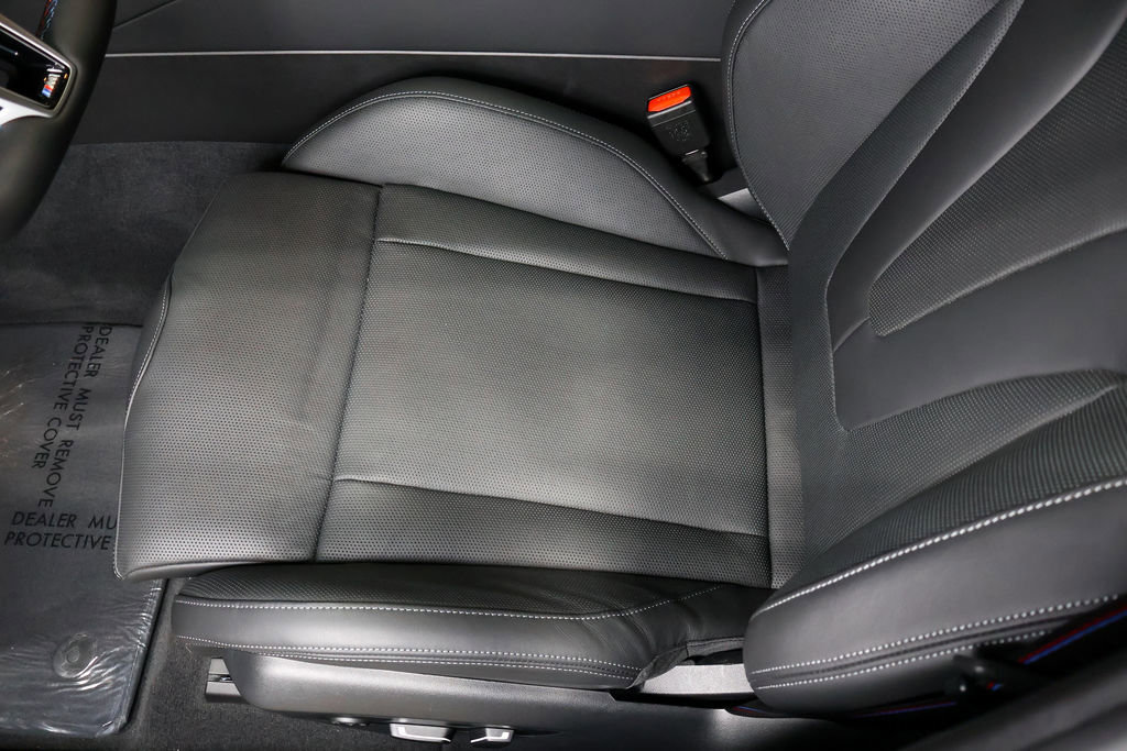 Used 2025 BMW M5 Touring image 49