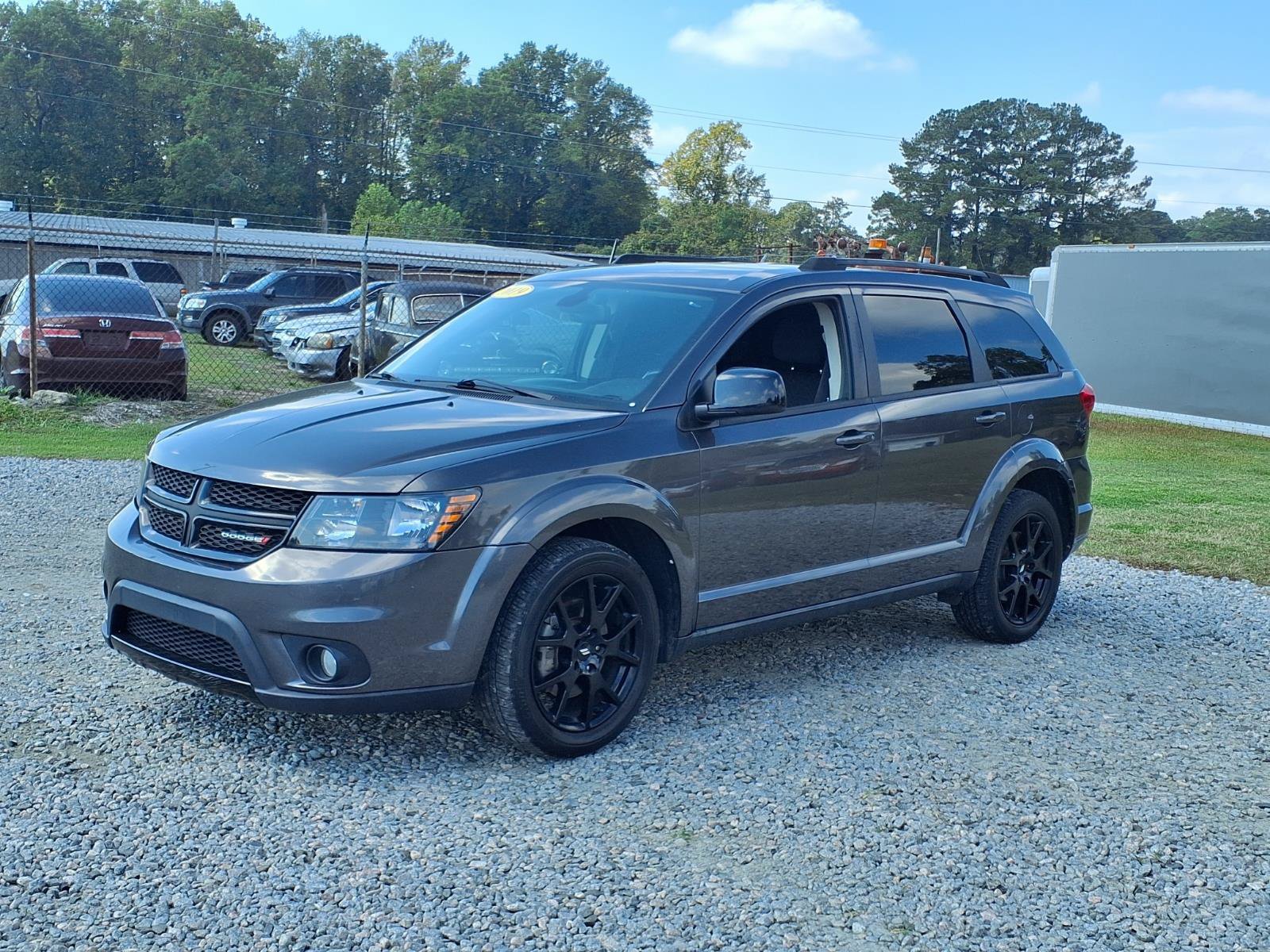 Used 2019 Dodge Journey SE w/ Connectivity Group FWD image 3