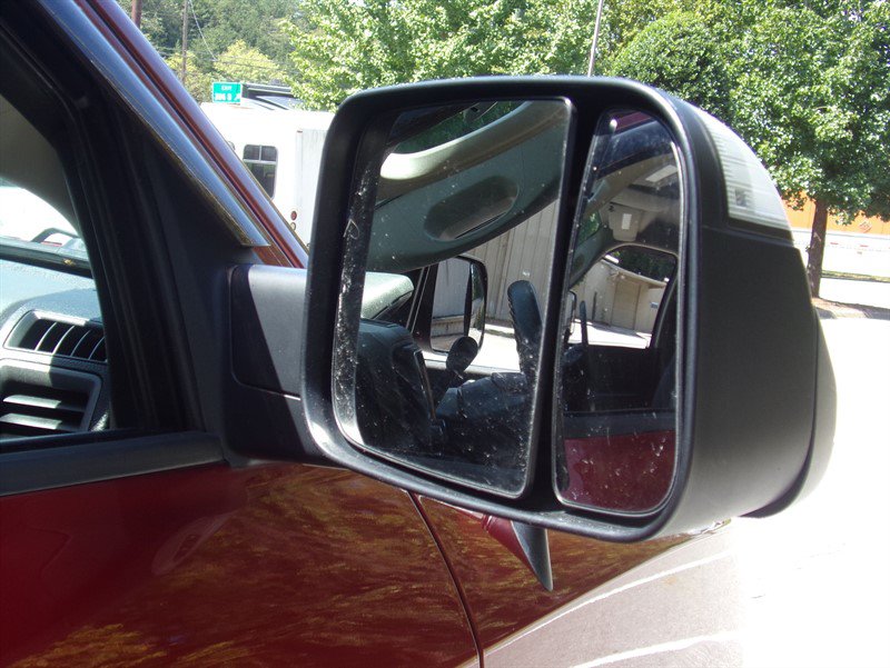 Used 2015 RAM 2500 Tradesman w/ Chrome Appearance Group AWD/4WD image 15