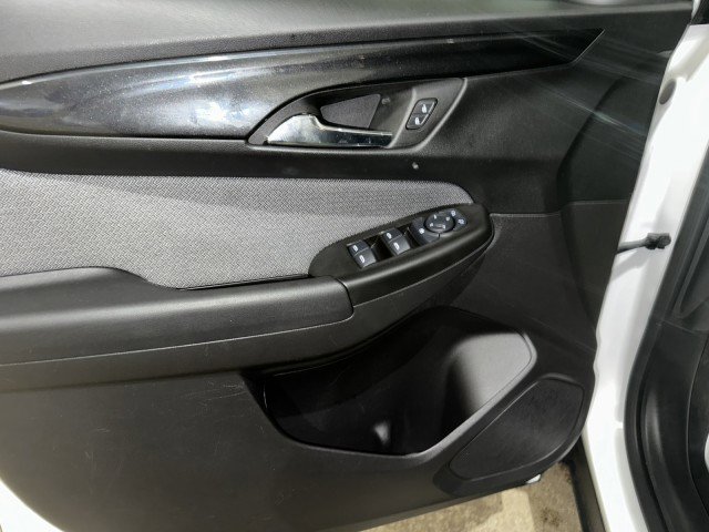 Used 2025 Chevrolet TrailBlazer LT image 17