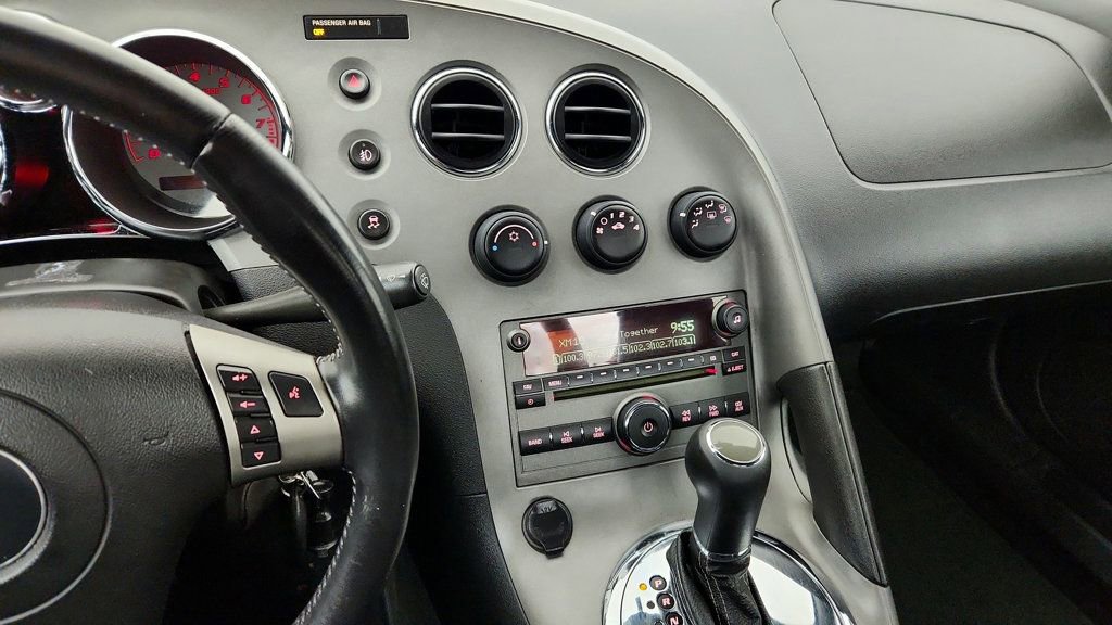 Used 2008 Pontiac Solstice Convertible w/ Premium Package image 16