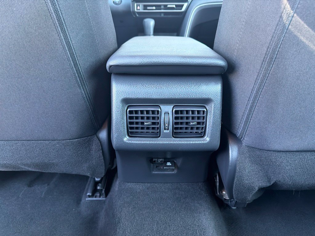 Used 2025 Toyota Camry LE FWD image 20