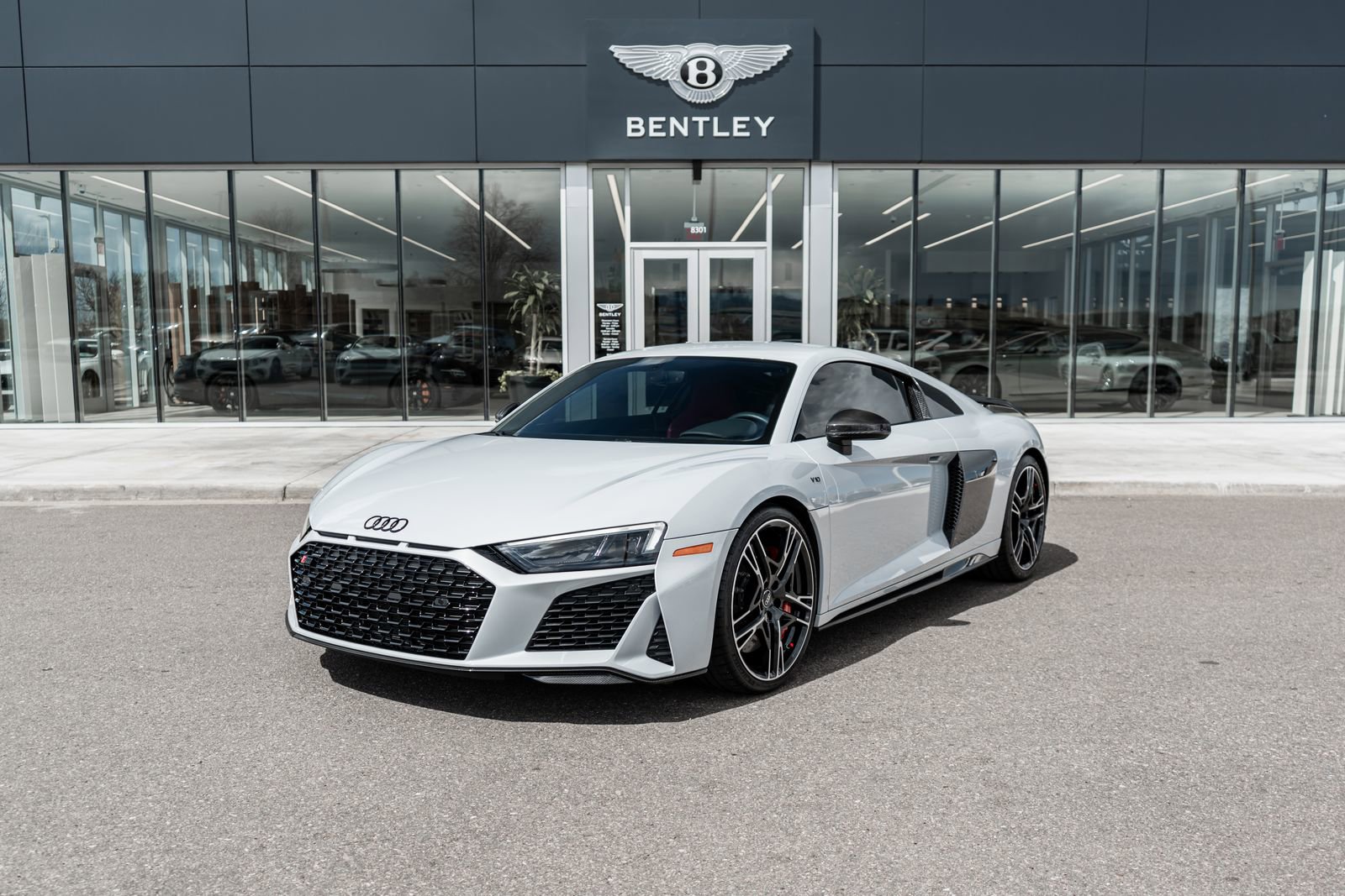 Used 2022 Audi R8 V10 performance image 1