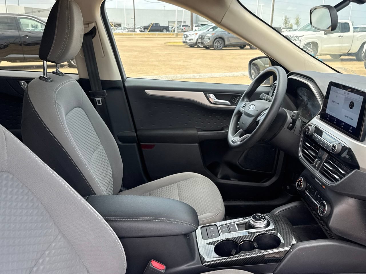 Used 2020 Ford Escape SE FWD image 31