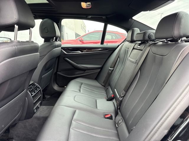 Used 2019 BMW 530i xDrive w/ Convenience Package image 11