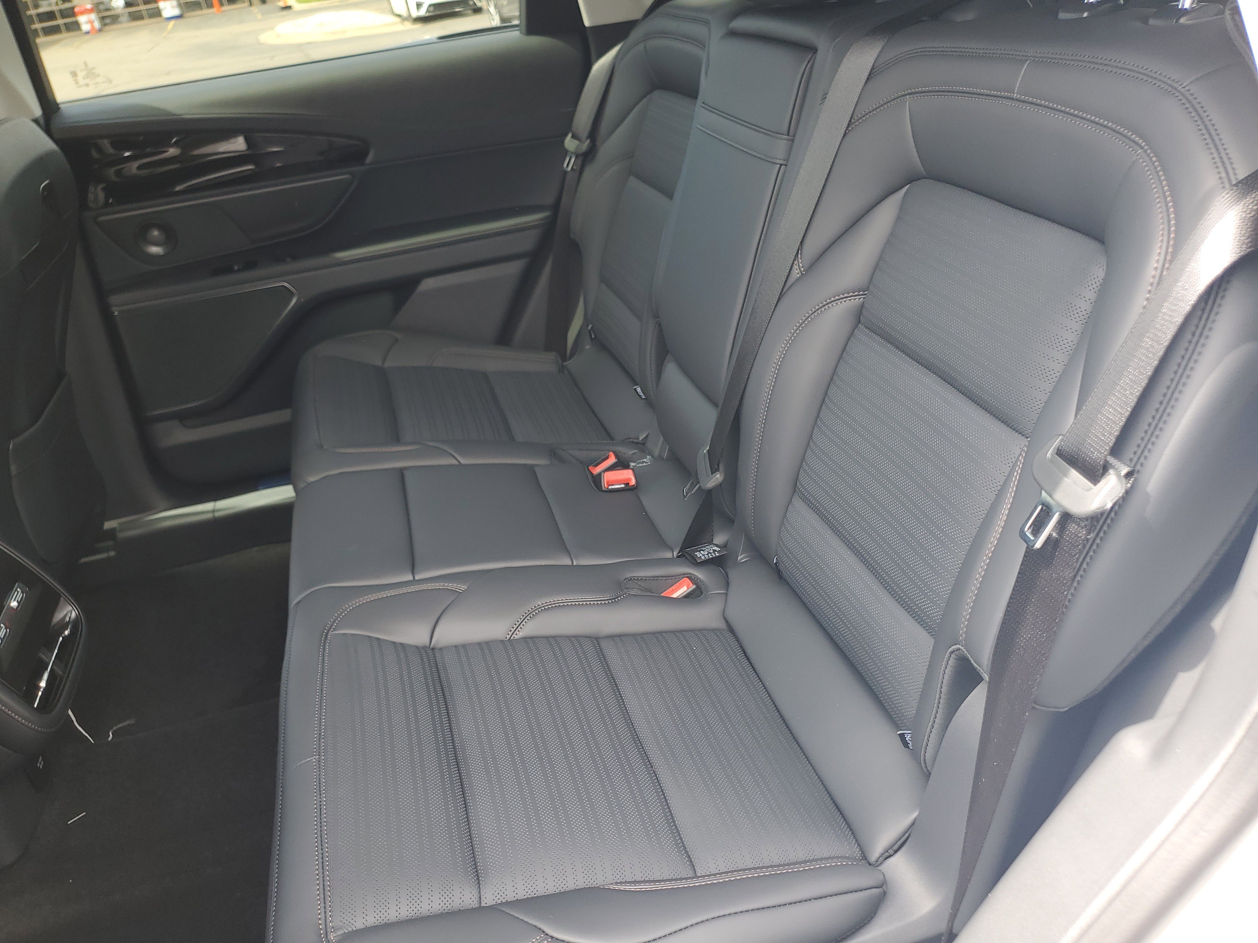 New 2026 Lincoln Nautilus Reserve AWD/4WD image 31