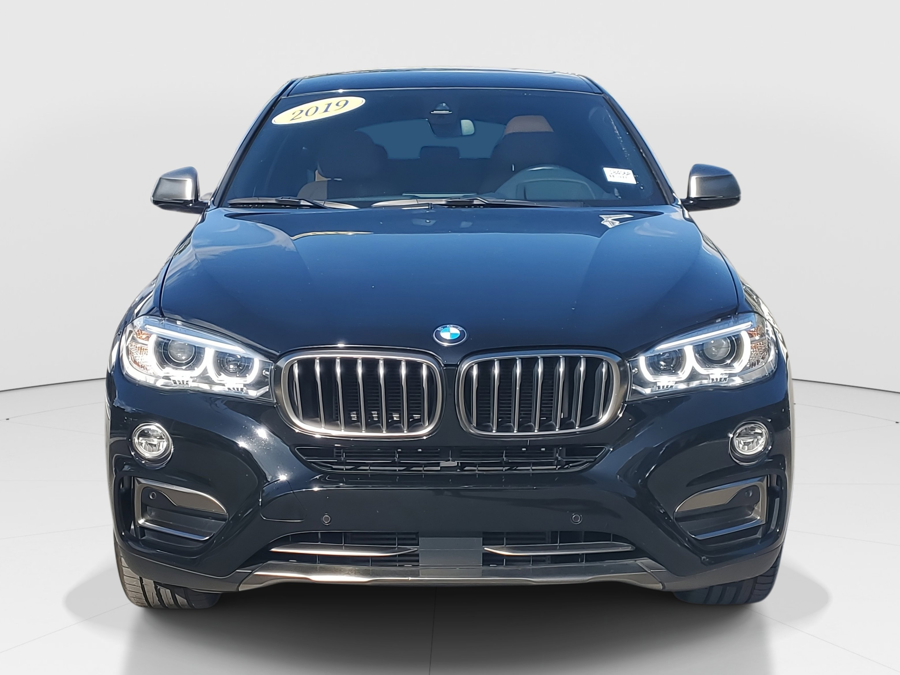 Used 2019 BMW X6 sDrive35i image 2