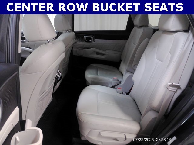 Used 2021 Kia Sorento SX image 17