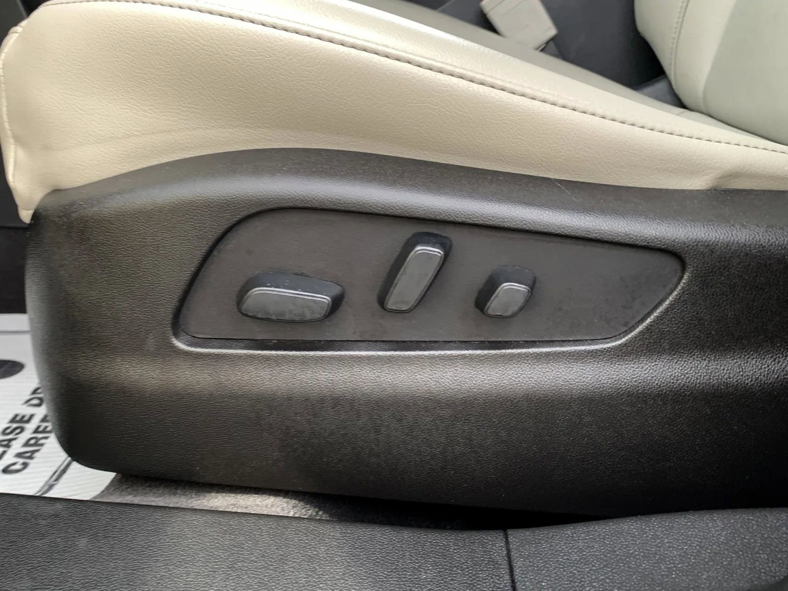 Used 2019 Cadillac XT4 Luxury image 21