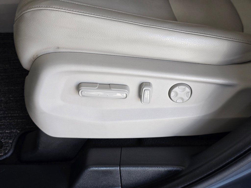 Used 2025 Honda Odyssey EX-L image 20