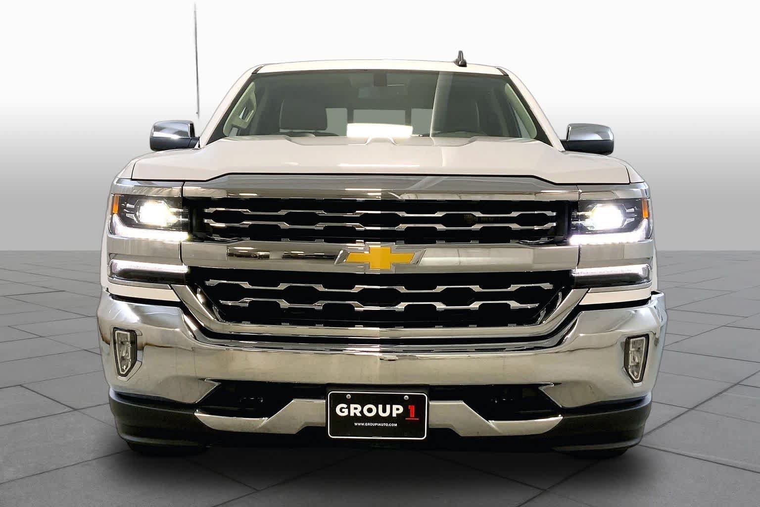 Used 2018 Chevrolet Silverado 1500 LTZ AWD/4WD image 3