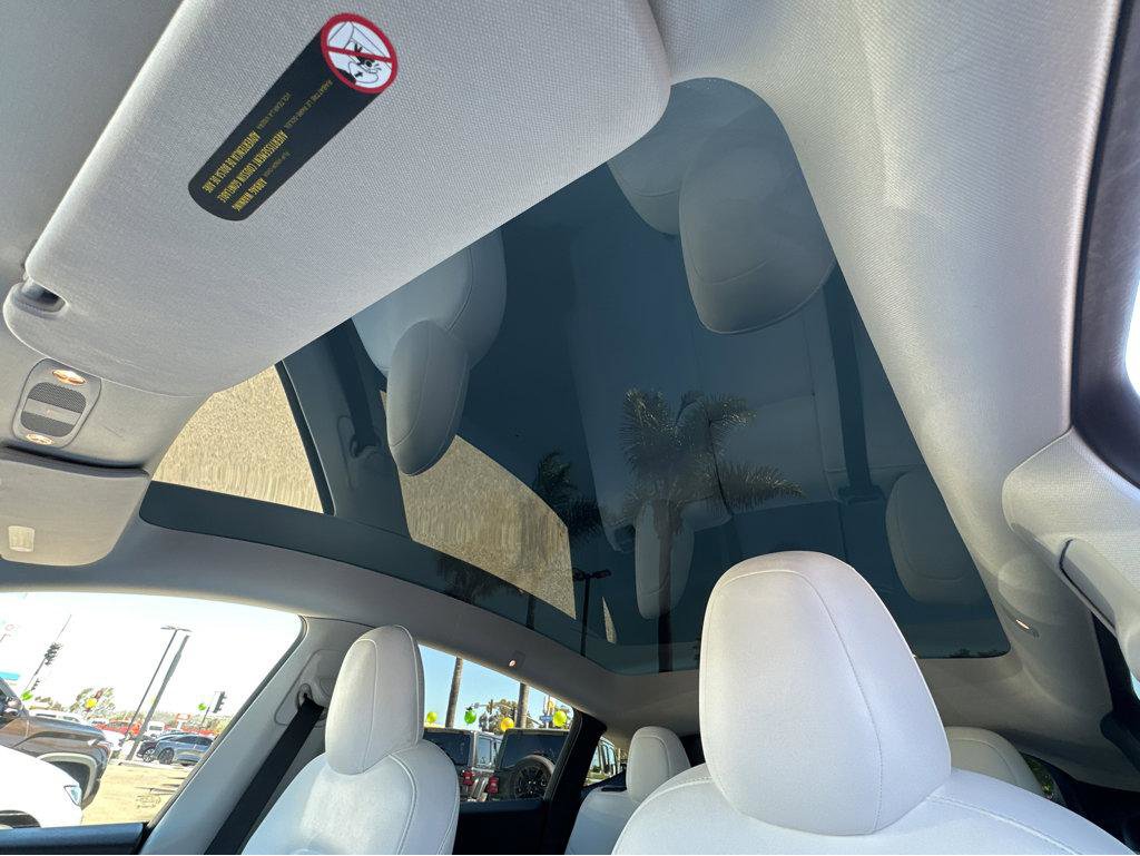 Used 2023 Tesla Model Y Long Range image 7