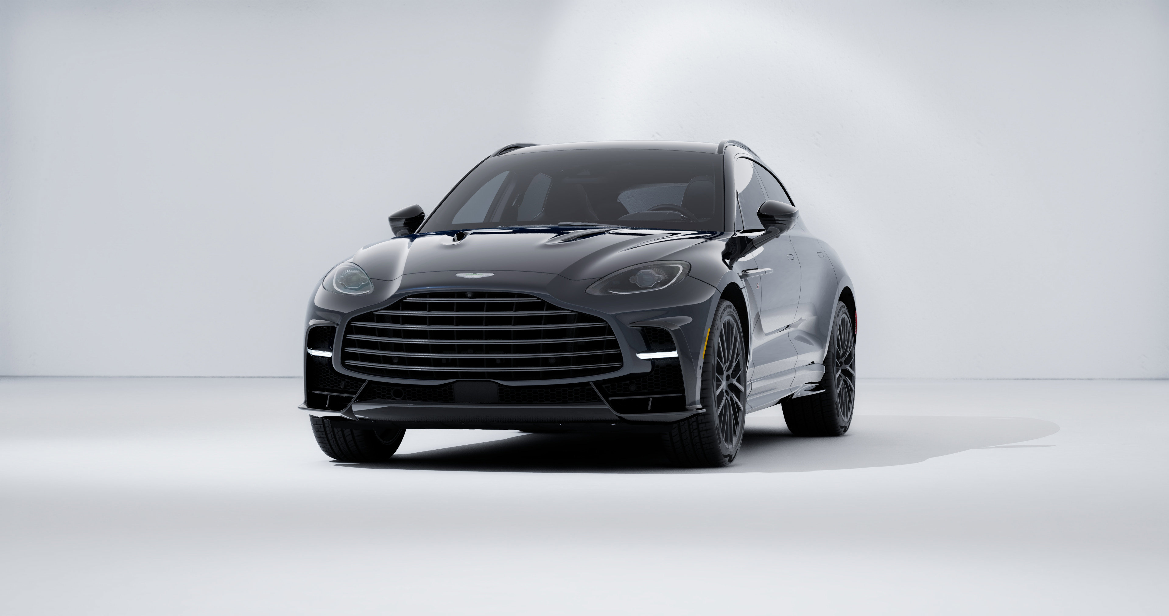 New 2026 Aston Martin DBX S image 3