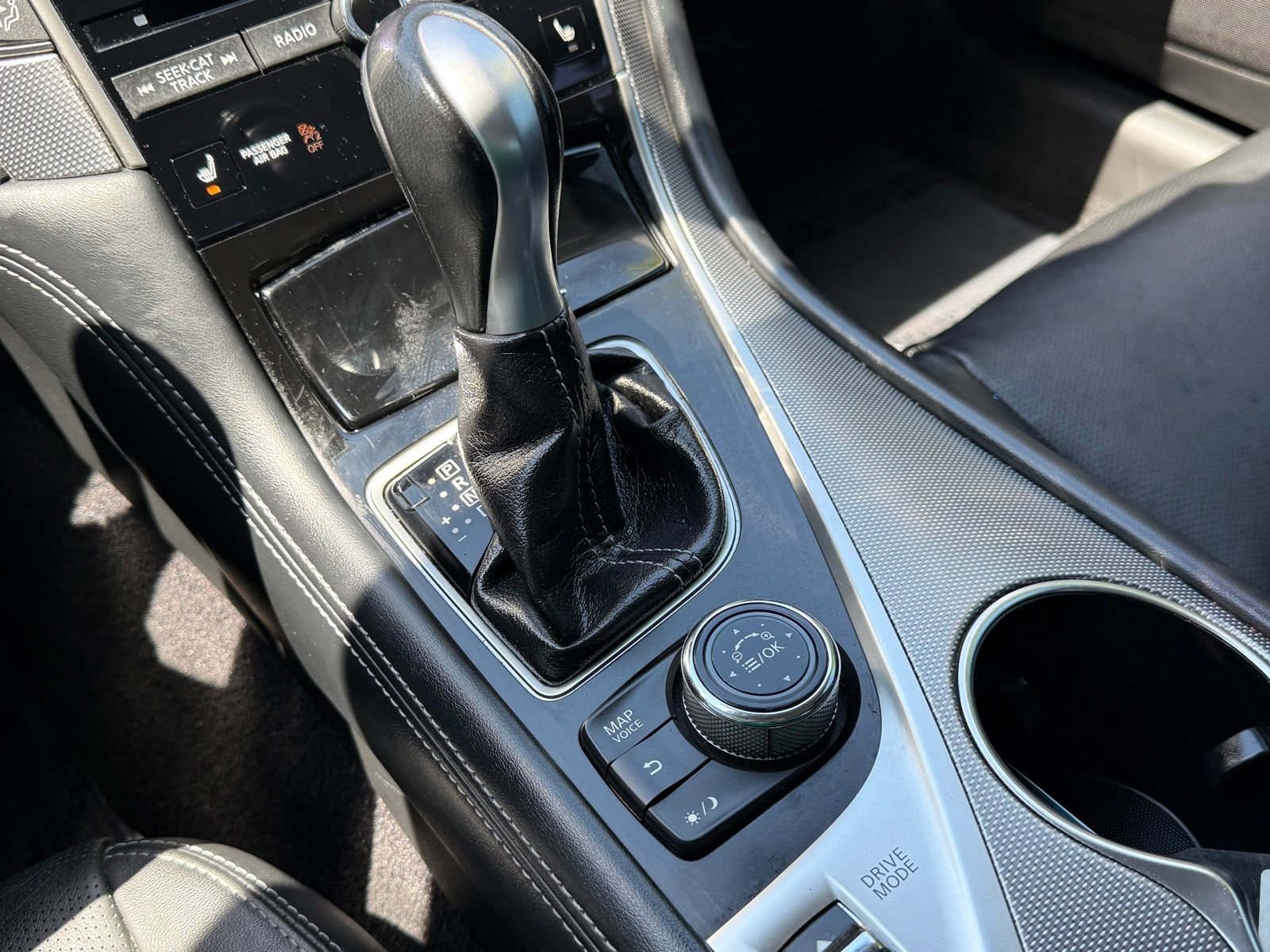 Used 2014 INFINITI Q50 Premium w/ Navigation Package RWD image 29