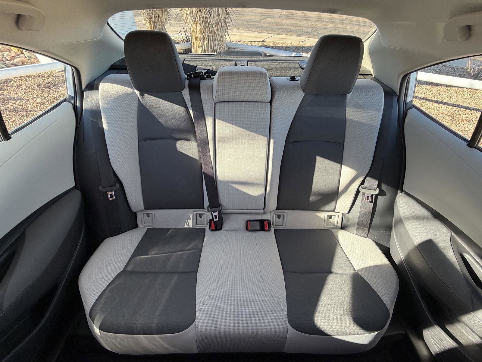 Used 2023 Toyota Corolla LE image 32