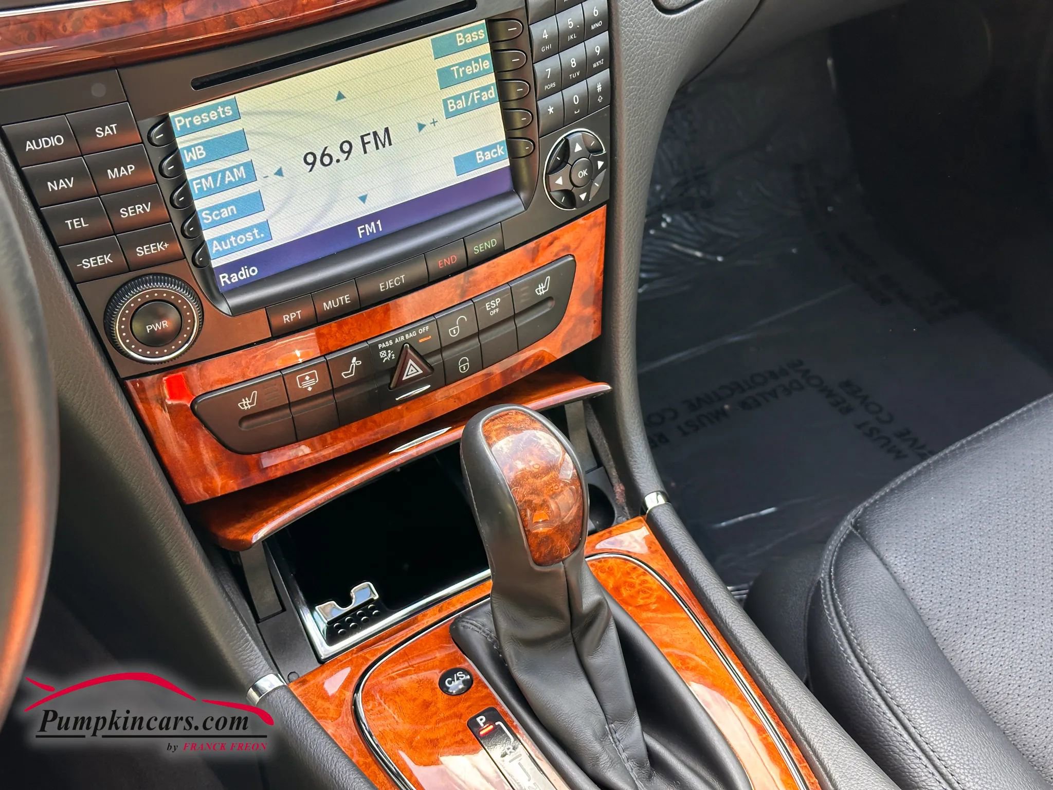 Used 2005 Mercedes-Benz E 320 4MATIC Sedan image 28