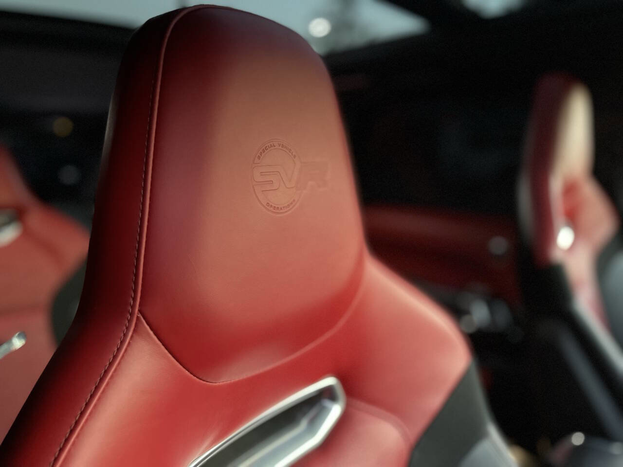 Used 2020 Land Rover Range Rover Sport SVR image 21