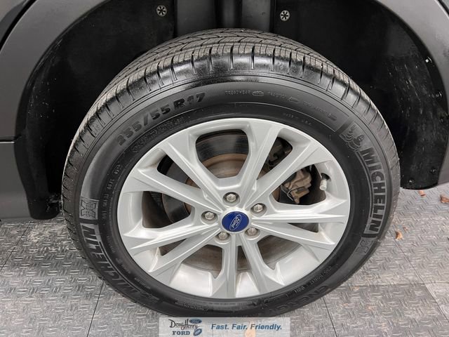 Used 2018 Ford Escape SEL image 21