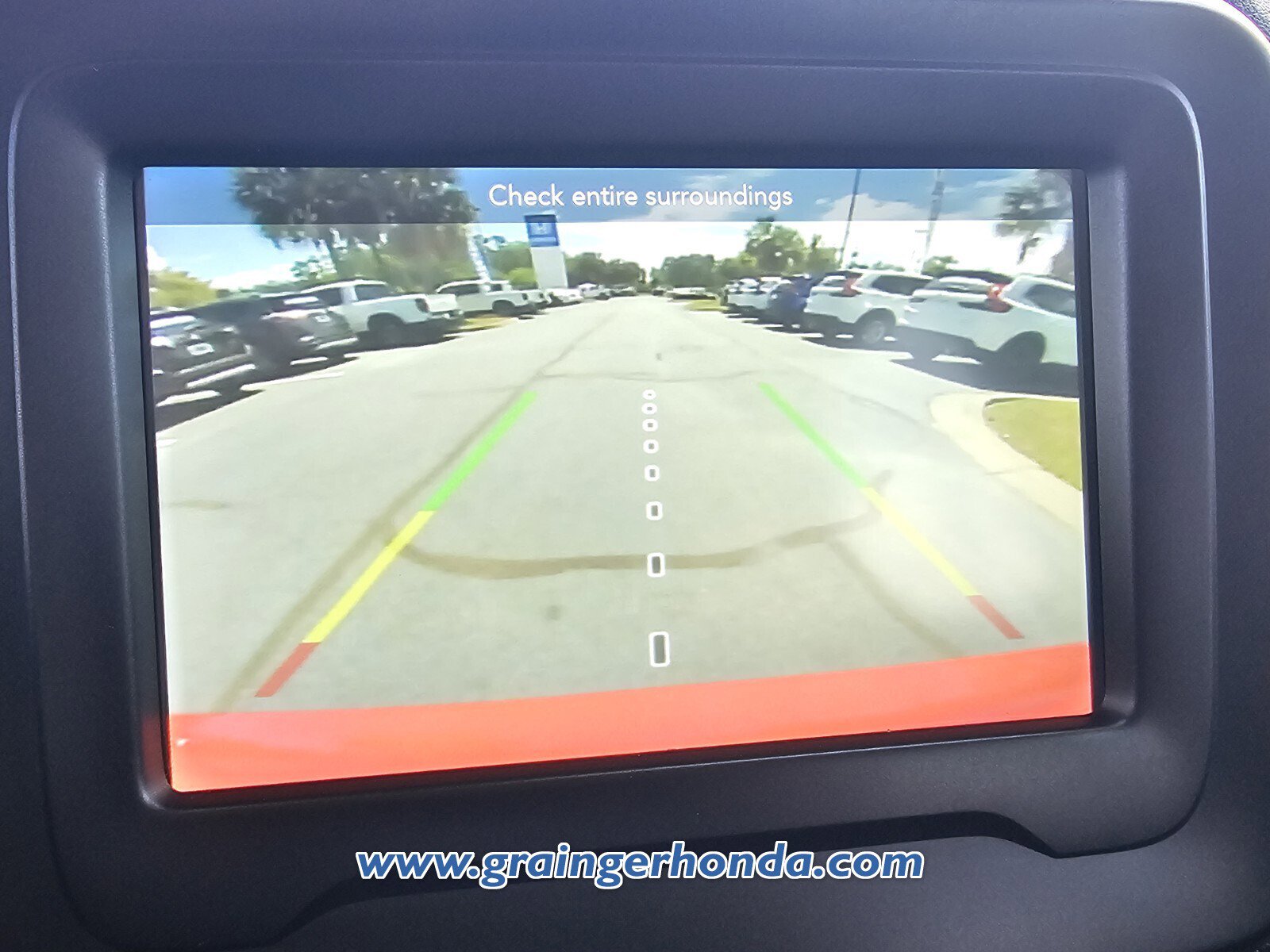 Used 2021 Jeep Renegade Latitude FWD image 16