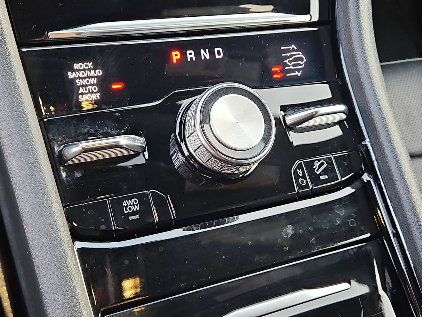 Used 2023 Jeep Grand Cherokee L Overland image 34