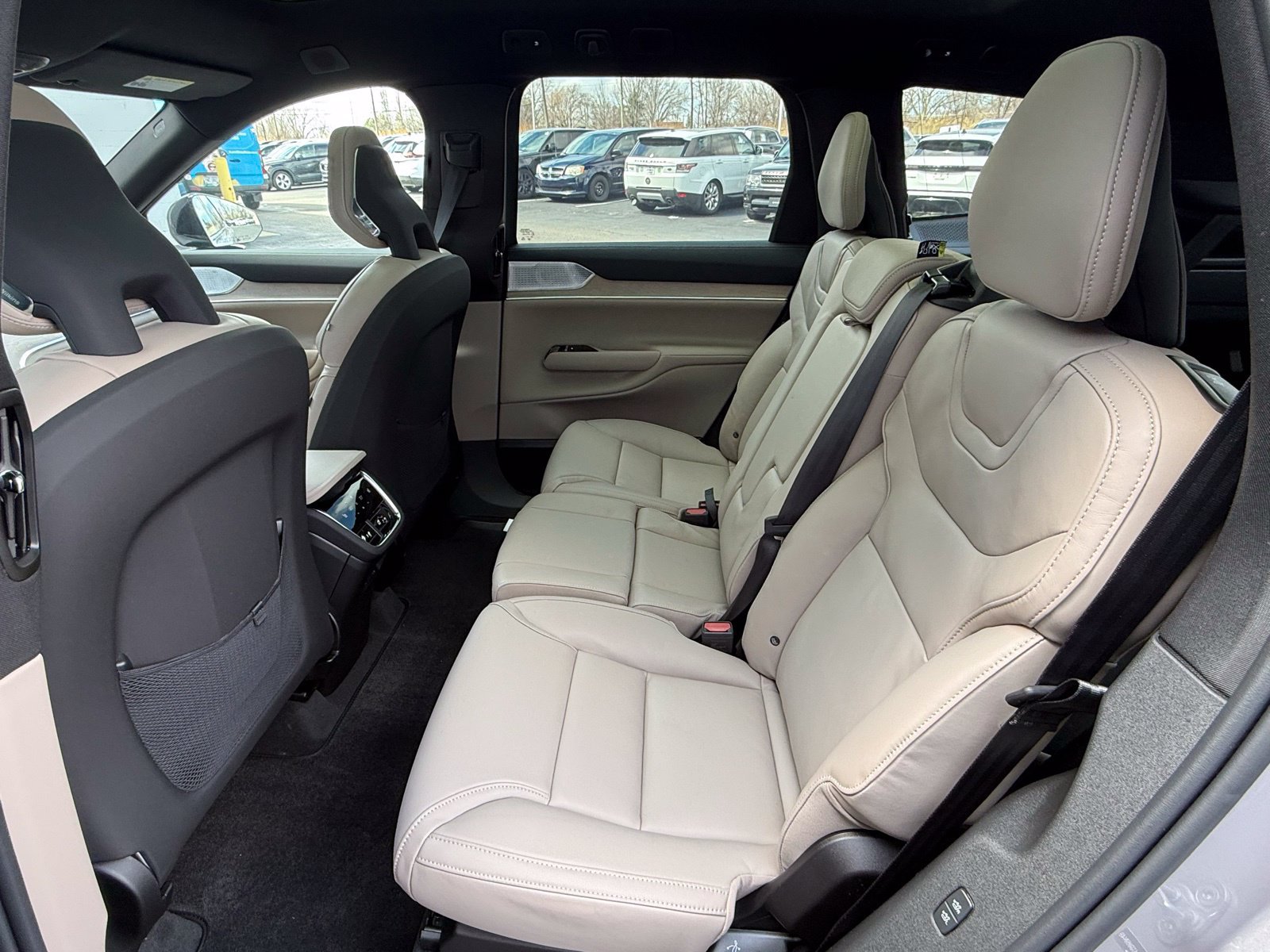 New 2026 Volvo EX90 Ultra AWD/4WD image 15