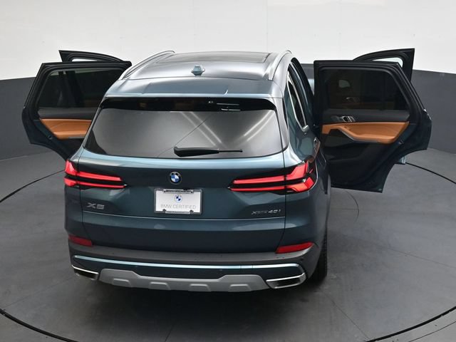 Used 2024 BMW X5 xDrive40i w/ Premium Package AWD/4WD image 43