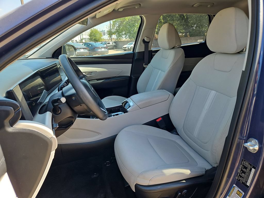 Used 2025 Hyundai Tucson SEL FWD image 25