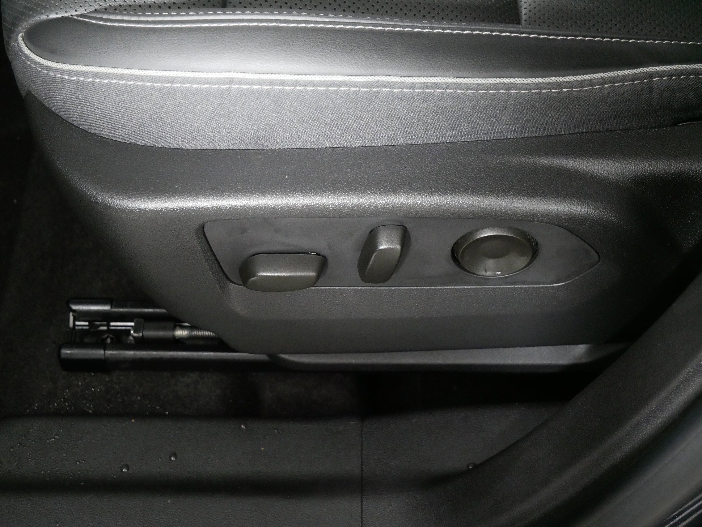 Used 2021 Buick Envision Essence image 20