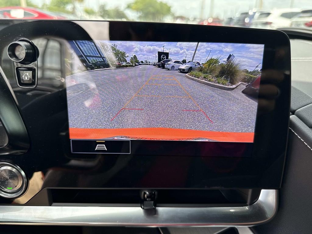 Used 2023 Chevrolet Corvette Stingray Coupe w/ Z51 Performance Package image 26