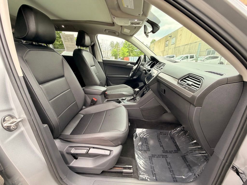 Used 2019 Volkswagen Tiguan SE AWD/4WD image 13