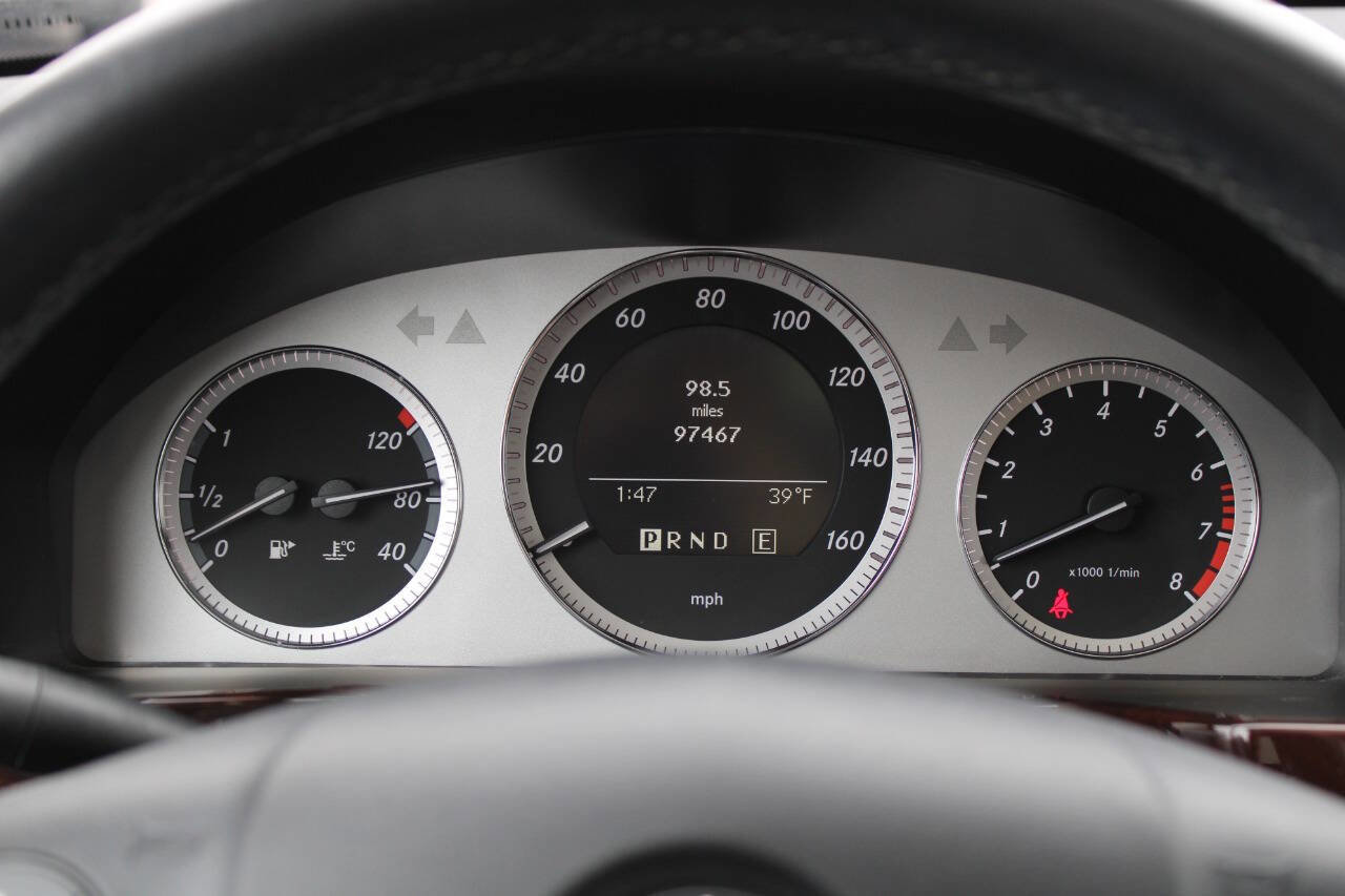 Used 2011 Mercedes-Benz GLK 350 GLK 350 4MATIC AWD 4dr SUV image 21