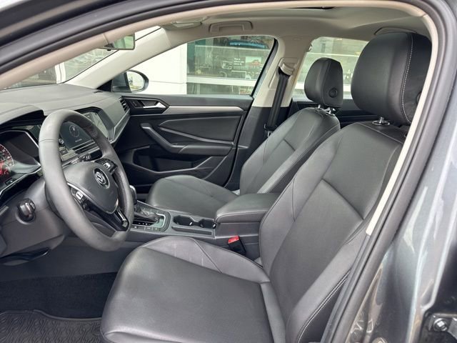 Used 2020 Volkswagen Jetta SE w/ SE Cold Weather Package FWD image 10