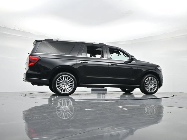 Used 2023 Ford Expedition Max Limited image 32